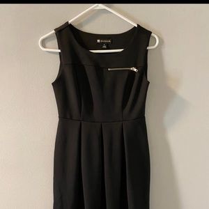 Valerie Bertinelli black dress Size 4